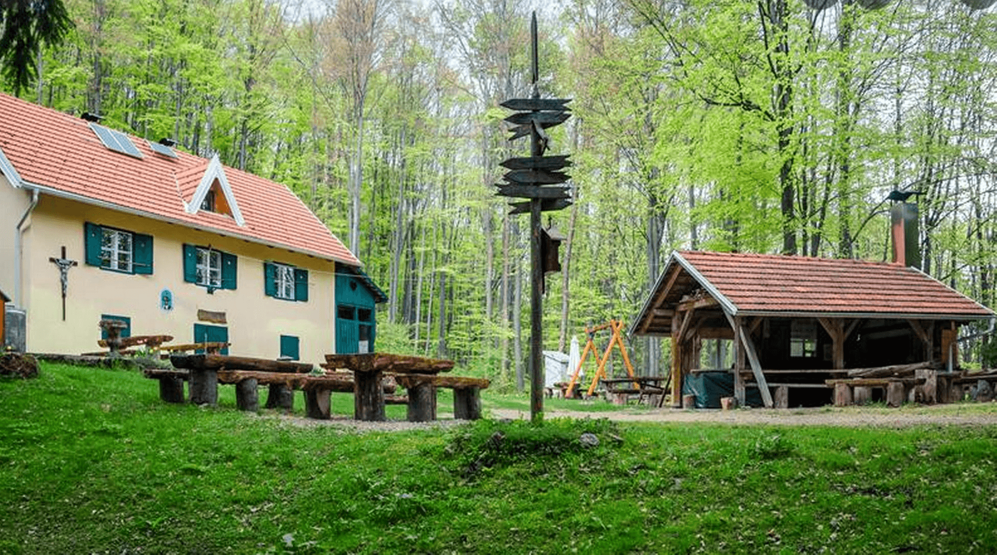 Planinarski dom Grafičar, 864 m, Medvednica
